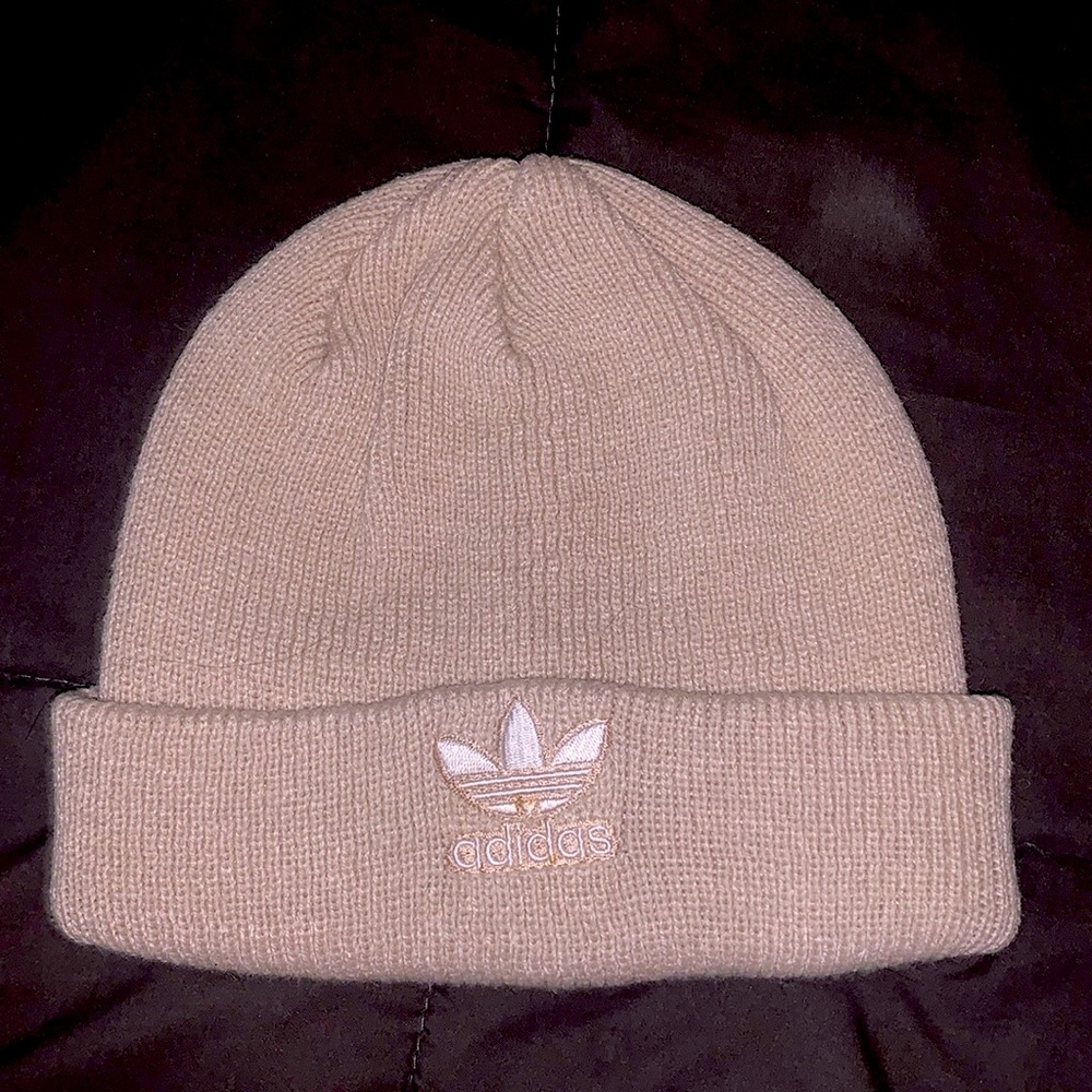 ❄️ adidas Originals Classic Trefoil Beanie 15517 Cream / Tan